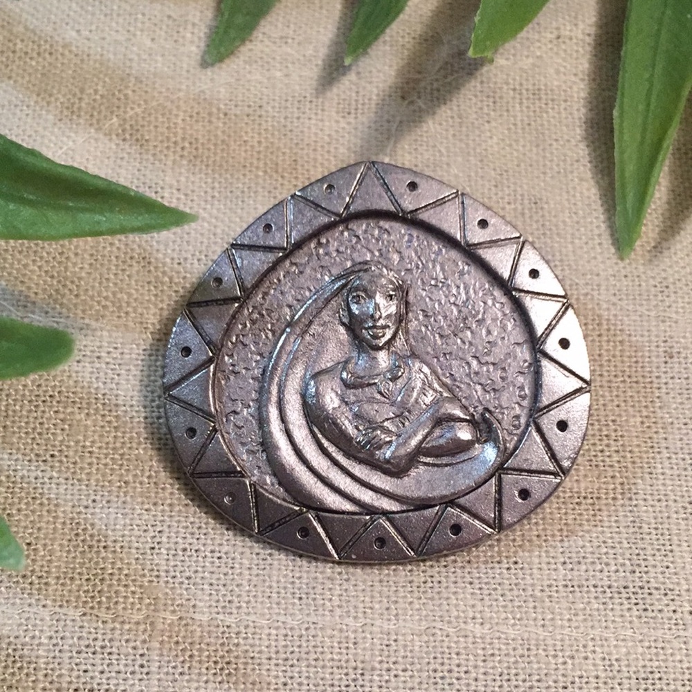 Vintage Pocahontas Pin By Disney